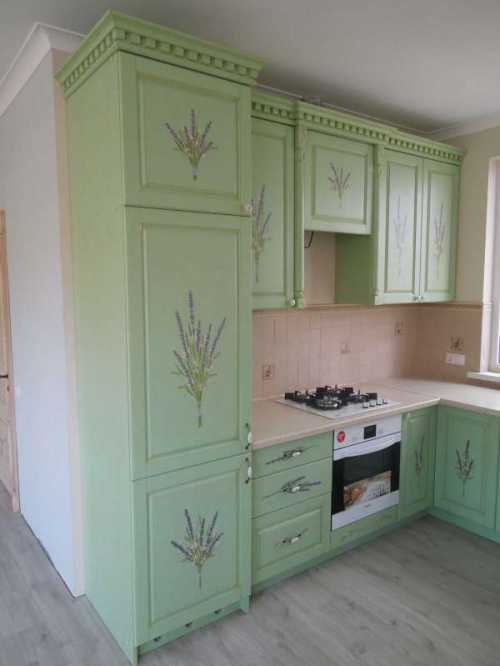 Кухонный гарнитур ручной работы зеленый с росписью 
